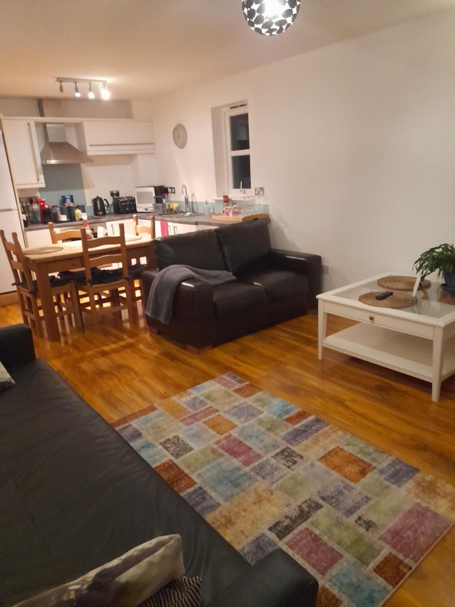 Glastonbury Town Center-Entire Apartment Экстерьер фото
