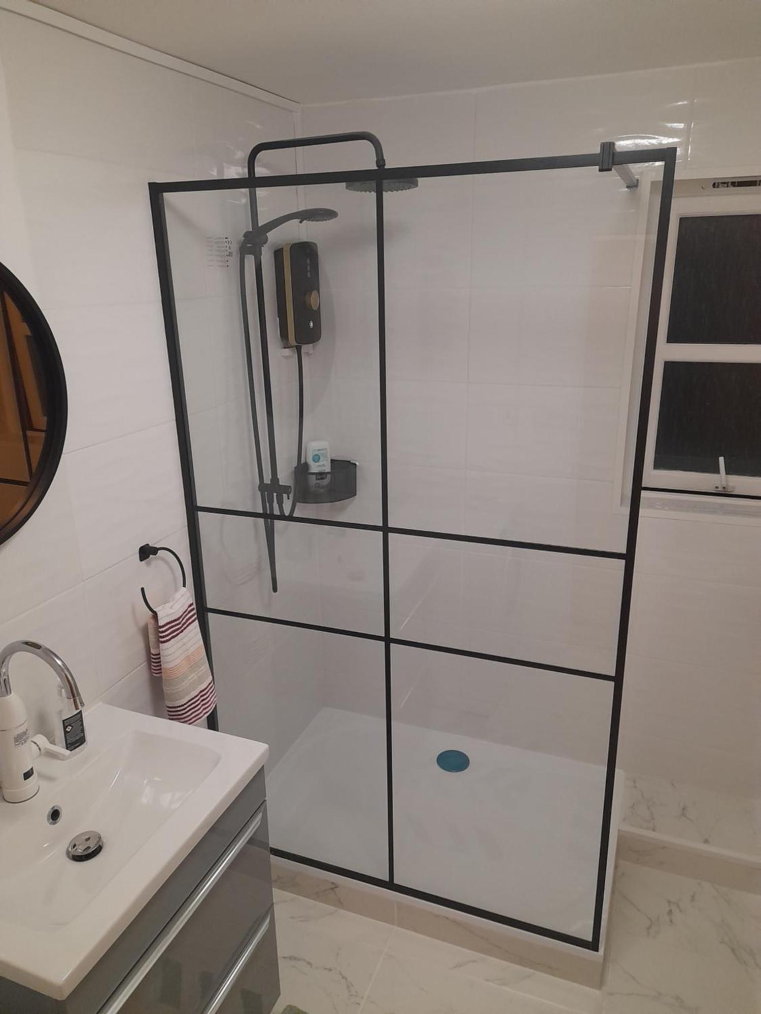 Glastonbury Town Center-Entire Apartment Экстерьер фото